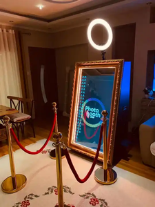 <span class=keywords><strong>Caja</strong></span> DE FOTOS interactiva Magic Mirror Studio de 65 pulgadas. Perfecto para fiestas o bodas, escenario de eventos al aire libre portátil - Product Image 2