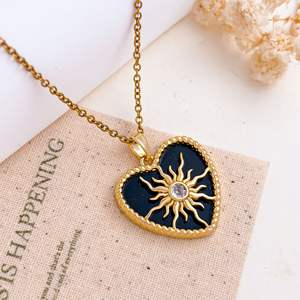 Collar con Colgante de Moda, Novedad 2026, Acero Inoxidable, Joyería de Lujo Resistente al Deslustre, Popular en EE. UU. y Europa - Product Image 6