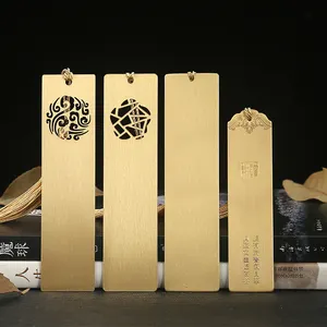 कस्टम पुस्तकों के लिए सोना मढ़वाया खाली दिल धातु बुकमार्क बुकमार्क