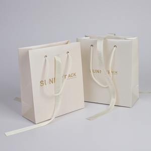 SUNNY PACK <span class=keywords><strong>Sac</strong></span> en carton personnalisé, <span class=keywords><strong>sac</strong></span> cadeau personnalisé, <span class=keywords><strong>sac</strong></span> en carton blanc pour boutique de détail, <span class=keywords><strong>sac</strong></span> de magasin avec logo - Product Image 4