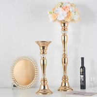 Goldener Hoher Blumen-Säulenkerzenhalter Anpassbare Silberne Tisch-Blumenkugel-Vase Hochzeits-Tischdekoration