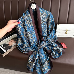 Sciarpa di <span class=keywords><strong>seta</strong></span> personalizzata sciarpe di <span class=keywords><strong>seta</strong></span> <span class=keywords><strong>blu</strong></span> stampa digitale <span class=keywords><strong>Foulard</strong></span> En Soie donna sciarpa di <span class=keywords><strong>seta</strong></span> con Logo - Product Image 1