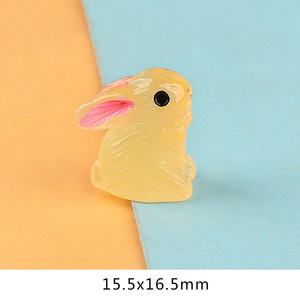 2025 ventas directas de fábrica accesorios de bricolaje luminosos Micro paisaje decoración Color Mini conejo acrílico encanto - Product Image 4