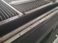 Máquina de Corte Láser de Fibra de Ultra Alta Potencia de 2000w, 3000w, 1500w para Placas de Acero Pesado