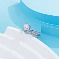 Anello di Fidanzamento Artistico alla Moda con 5 Punte a Forma di Ali d'Amore in Platino Pt950 con Diamante Coltivato in Laboratorio per Donne