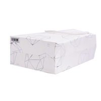 Sacs en papier blanc biodégradables et recyclables personnalisés pour cadeaux, cosmétiques et emballages de beauté, avec cordon torsadé, vente en gros