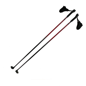 Bâtons <span class=keywords><strong>de</strong></span> <span class=keywords><strong>ski</strong></span> télescopiques légers en fibre <span class=keywords><strong>de</strong></span> carbone avec pointe en tungstène, bâtons <span class=keywords><strong>de</strong></span> <span class=keywords><strong>ski</strong></span> réglables <span class=keywords><strong>de</strong></span> 135 cm avec pointe en caoutchouc durable - Product Image 1