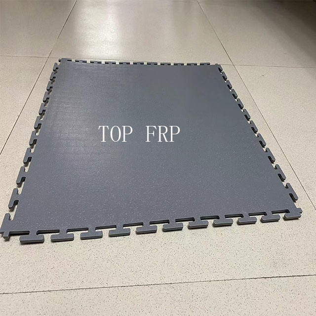 สีเทาเข้ม