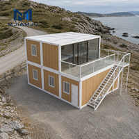Maison conteneur pliable préfabriquée de haute qualité de 20 pieds avec un design contemporain, deux étages et une terrasse spacieuse