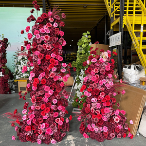 Composition florale artificielle de roses rouges et roses, luxueuse, moderne et réaliste, faite à la main en soie, pour décoration de mariage, réutilisable et recyclable - Product Image 3