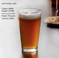 Fourniture de shakers en verre en forme de V de 11 oz, 14 oz, 16 oz, 20 oz, 22 oz et de mugs à bière, impression de décalcomanies personnalisées et logo personnalisé disponible