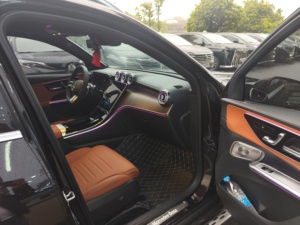 Vente en gros <span class=keywords><strong>de</strong></span> voitures d'occasion <span class=keywords><strong>Mercedes</strong></span> <span class=keywords><strong>GLC</strong></span> X254 <span class=keywords><strong>GLC</strong></span> <span class=keywords><strong>300</strong></span> L <span class=keywords><strong>4MATIC</strong></span> <span class=keywords><strong>AMG</strong></span> <span class=keywords><strong>Line</strong></span> 2026 SUV 5 places - Product Image 3