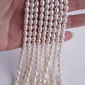 Perles d'eau douce naturelles en forme de riz blanc de 5-6 mm en gros de Zhuji, perles lâches pour collier et bracelet DIY, perles enfilées - Product Image 4