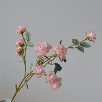 Y-258 Haute Qualité 11 Têtes de Boutons de Rose Artificiels Réalistes en Soie à Effet Printanier pour Décoration de Table de Remise de Diplôme et de Fête à Domicile