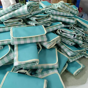 OEM personnalisé couleur logo couverture de pique-nique <span class=keywords><strong>pliable</strong></span> imperméable extra large <span class=keywords><strong>plage</strong></span> couverture de pique-nique <span class=keywords><strong>tapis</strong></span> - Product Image 2