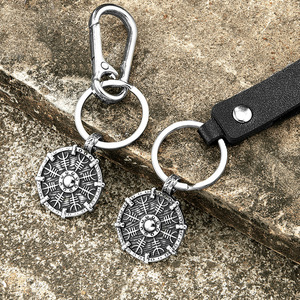 Porte-clés Disque Runic Nordique Viking en Alliage d'Étain avec Mousqueton et Pendentif en Cuir Double Style Thème Cadeau Unisexe - Product Image 1