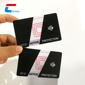 Carta <span class=keywords><strong>di</strong></span> Blocco RFID NFC Anti-Skimming per <span class=keywords><strong>Carte</strong></span> <span class=keywords><strong>di</strong></span> Credito e Passaporti - Protezione Elettronica per Portafogli - Product Image 4