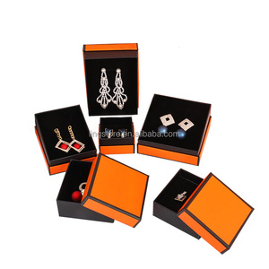 7x9x3cm Trung Quốc giá bán buôn giấy cam tùy chỉnh Vòng đeo tay giấy quà tặng trang sức bao bì hộp với cạnh màu đen - Product Image 1