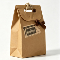 Sac cadeau en papier kraft recyclé écologique réutilisable avec fermeture magnétique imprimé avec un logo personnalisé, sac de shopping pour la vente au détail