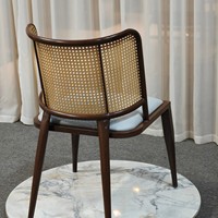 Chaise de salle à manger nordique en bois durable avec dossier en rotin et assise bleu clair pour la maison, le bar ou l'appartement (vente en gros)