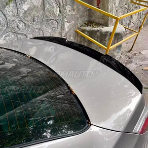สปอยเลอร์ฝากระโปรงท้ายทรง M4 สำหรับรถ BMW ซีรีส์ 5 E60 ปี 2004-2010 รุ่นซีดาน ทำจากพลาสติก ABS สำหรับตกแต่งภายนอกตัวรถ - Product Image 3