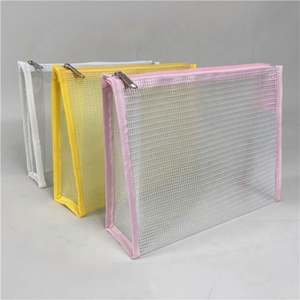 Sac de voyage cosmétique en PVC à impression personnalisée Sacs d'emballage en plastique PVC Sac à bandoulière transparent en PVC rose à pression - Product Image 3