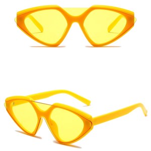 DLL20248 DL gafas <span class=keywords><strong>de</strong></span> ojo <span class=keywords><strong>de</strong></span> gato clásica retro gafas <span class=keywords><strong>de</strong></span> sol <span class=keywords><strong>para</strong></span> mujer <span class=keywords><strong>de</strong></span> marco <span class=keywords><strong>de</strong></span> plástico <span class=keywords><strong>de</strong></span> una pieza lente <span class=keywords><strong>de</strong></span> gran tamaño - Product Image 4