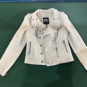 Veste en <span class=keywords><strong>cuir</strong></span>, manteau pour hommes et femmes, vêtements d'occasion en gros, manteaux de marque d'occasion pour hommes, ballots de vêtements d'occasion, vêtements d'occasion - Product Image 2