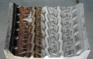 High Energy Stable Output Pulsed <b>Laser</b> <b>Cleaning</b> <b>Machine</b> for Marine Equipment Corrosion <b>Cleaning</b> - Product Image 6