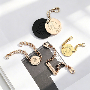 Accesorios de Cadena Metálica Premium para Ropa y Bolsos, Material de Aleación de Zinc, Insignia de Letra Premium, Cadena Metálica Decorativa para Cuello - Product Image 5