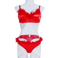 Vente chaude nouvelle peluche doux sous-vêtements lisses respirant confortable amusant Lingerie ensemble de trois pour la lingerie des femmes