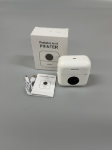 Impresora de Etiquetas Térmicas de Bolsillo BT Personalizada, Impresión Térmica Inalámbrica sin Tinta, Monocromática, 200DPI, Impresora Fotográfica Instantánea Multifuncional - Product Image 5