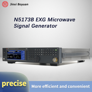 Générateur de signaux micro-ondes Keysight N5183B avec plage de fréquences de 100 kHz à 40 GHz - Product Image 1
