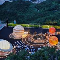 Échantillon gratuit Décoration publicitaire géante bon marché Modèle de lune gonflable Grand ballon lunaire gonflable avec lumière LED