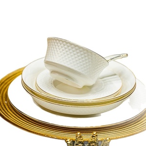 Service de table en céramique de Jingdezhen, vaisselle en porcelaine fine, assiettes et bols, ensemble domestique haut de gamme, idéal pour un cadeau de pendaison de crémaillère - Product Image 5
