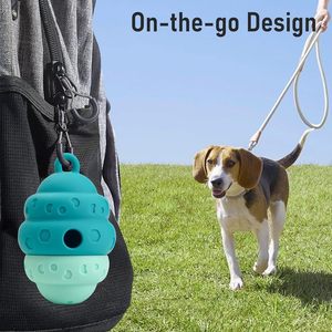 Jouet distributeur de friandises pour chien en silicone interactif en forme de ruche, souple, élastique, de qualité alimentaire, sans BPA - Product Image 6