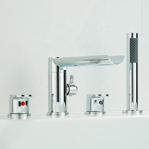 Grifo de Bañera Romano <span class=keywords><strong>con</strong></span> Cascada, Grifo de Bañera de 2 Manijas para Montar en la Cubierta, Grifos de Baño de Latón de 4 Orificios <span class=keywords><strong>con</strong></span> Ducha de Mano - Product Image 1