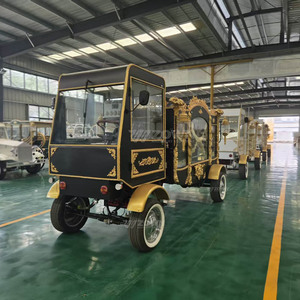 Carruaje Eléctrico Negro Dorado Estilo Vintage de 4 Ruedas para Transporte en Bodas y Eventos al Aire Libre - Product Image 4