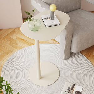 Mesa de centro de lujo pequeña de diseñador danés, mesa auxiliar de hierro de estilo nórdico moderno con esquinas móviles, mesa lateral y auxiliar convertible - Product Image 6