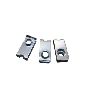 Tuerca de base para tornillo de matrícula General Motors, clip metálico de acero M6 para reemplazo y reparación - Product Image 1