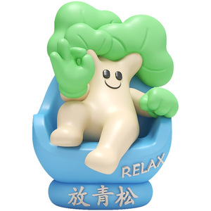Figurine sculptée en résine de pin peinte à la main, personnage mignon de film et de télévision, ornement de bureau, artefact de décompression - Product Image 2