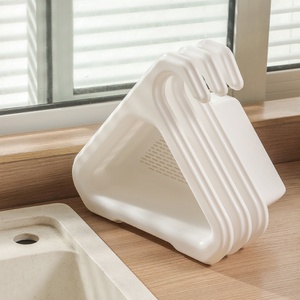 Large <b>Plastic</b> Kitchen Sink Strainer Basket Triangle Food Catcher with Filters for Fruit Household Use for Home Kitchen - Product Image 5