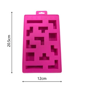 Molde de silicona para cubos de Tetris, herramienta sostenible para hacer helados - Product Image 4