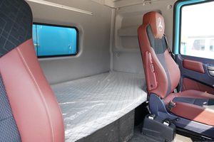 Sany New Energy Electric Tractor Truck 6x4 Long Range Fast Charging Zero Emission <b>Prime</b> Mover for Port Logistics - Product Image 2