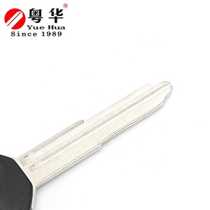 Hoja de llave de motocicleta larga con ranura izquierda negra con logotipo personalizado en blanco para Suzuki 600 1200 R750 <span class=keywords><strong>GSV</strong></span> - Product Image 3