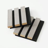 Panneau acoustique en lattes de bois pour mur, grille de lattes insonorisante avec feutre noir pour le contrôle du bruit ambiant et la décoration