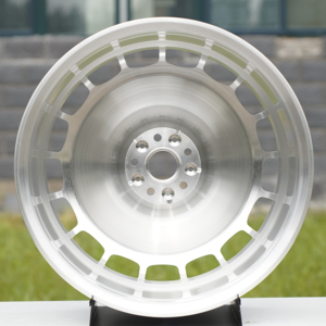 Llanta <span class=keywords><strong>de</strong></span> Camión <span class=keywords><strong>de</strong></span> Aleación <span class=keywords><strong>Alcoa</strong></span> <span class=keywords><strong>22.5</strong></span> con Acabado Plateado y 10 Orificios, Nueva Soldadura para Neumáticos Howo 8r17.5 y 12r22.5 - Product Image 3