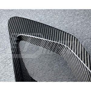 Juego de 1 guardabarros trasero de fibra de carbono real con ventilaciones para McLaren 720S, modelo americano 720S - Product Image 4