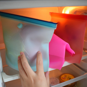 ถุงเก็บอาหารซิลิโคน 1500 มล. ทนความร้อน ตู้เย็น ไมโครเวฟ ปลอดภัย ถุงซีลแบบใช้ซ้ำได้สำหรับเก็บอาหาร - Product Image 1