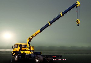 Grue à flèche télescopique montée sur camion SQ6.3SK3Q 6300 kg - Product Image 5